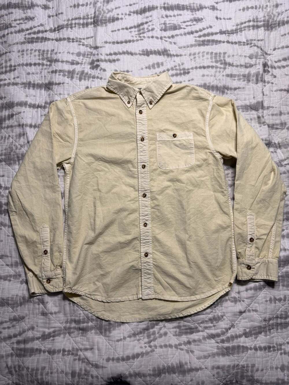 Nike Life Men's XS Oxford Button-Down Long-Sleeve  Light Khaki HJ7270-234 New